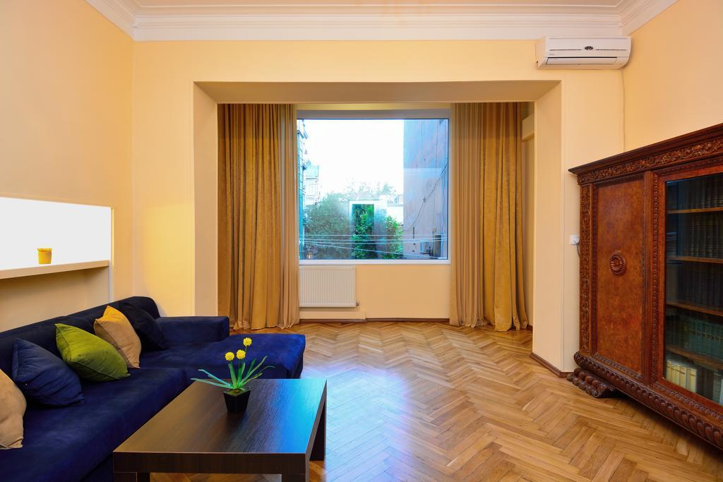 Gio'S Apartment Tbilisi Eksteriør bilde